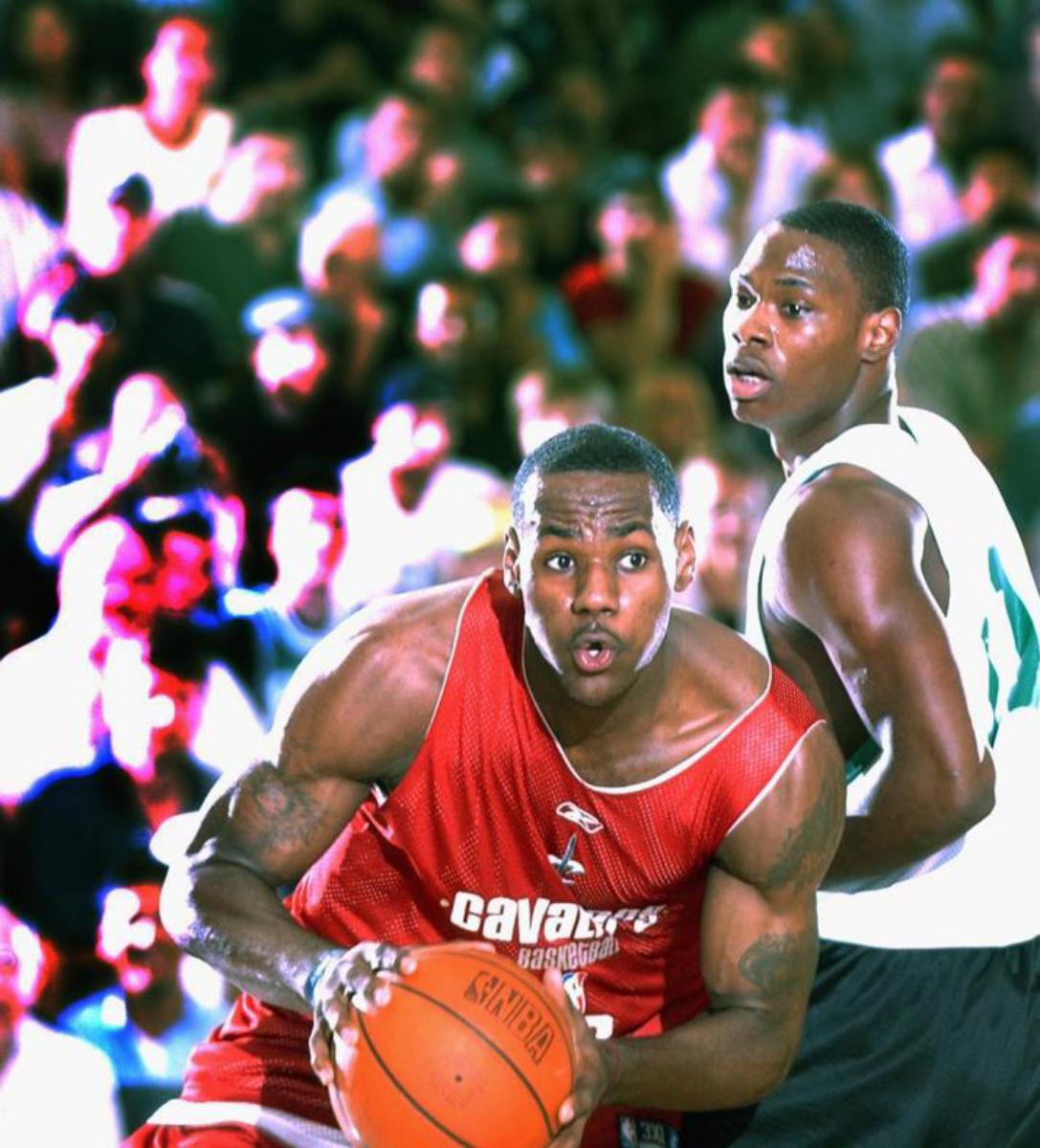 电竞竞猜-摩纳哥训练开放日，今晨单刀错失引欢呼，社区盾在即，心理建设被强调(小惩罚100种缓解气氛)